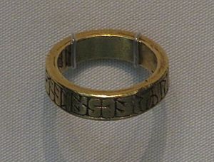 Kingmoor runic ring