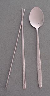 Korean chopsticks and spoon-Sujeo-01