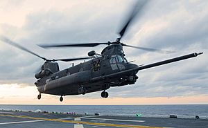 MH-47E Chinook lands on the flight deck of the USS Kearsarge
