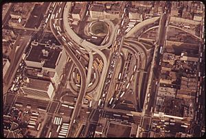 MIDTOWN MANHATTAN, SHOWING ENTRANCE TO THE LINCOLN TUNNEL UNDER THE HUDSON RIVER - NARA - 548359