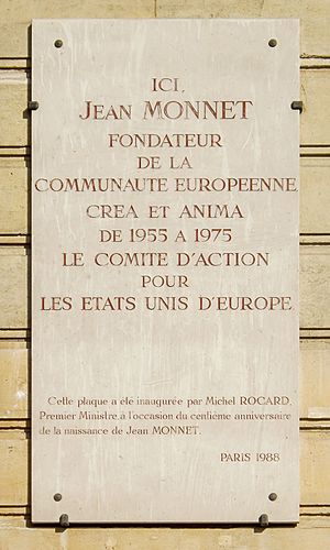 Plaque Jean Monnet, 94 boulevard Flandrin, Paris 16
