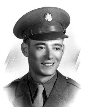 Robert Ettinger Soldier WWII.jpg
