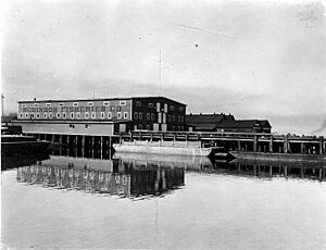 Robinson Fisheries Co, Anacortes, Washington, April 22, 1910 (COBB 16)