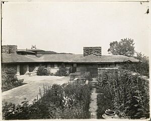 Taliesin II Courtyard