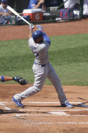 20140919 Matt Kemp home run (2) cropped
