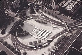APPROACH TO LINCOLN TUNNEL - NARA - 548420