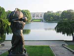 Cleveland Museum of Art - lagoon with statue.jpg