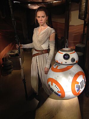 Daisy Ridley aka Rey figure at Madame Tussauds London (33783634602)