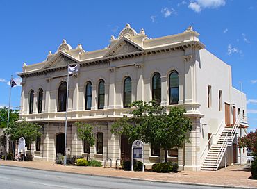 East Fremantle Town Hall (1).jpg