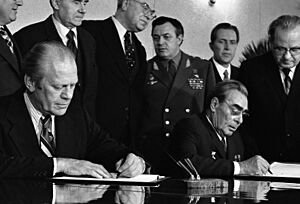 Ford signing accord with Brehznev, November 24, 1974