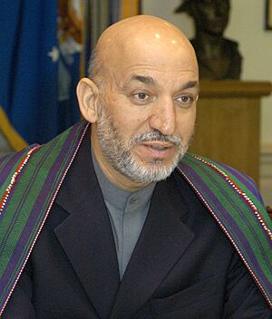 Hamid Karzai 2004-06-14 (cropped).jpg