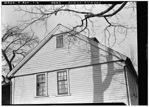 Historic American Buildings Survey Frank O. Branzetti, Photographer April 3, 1941 (c) EXT.- WEST GABLE END, LOOKING UP - Faulkner House, High Street, Acton, Middlesex County, MA HABS MASS,9-ACT,1-4