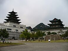 Korea-Seoul-National.folk.museum-01.JPG