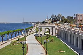 Luxor New Corniche R01
