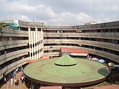 Marché central - Central market (interior) in Yaoundé