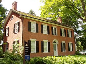 Merwin House (Stockbridge, MA) - front-left facade