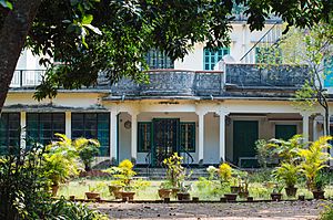 Pratichi - The house of Nobel laureate Amartya Sen in Shantiniketan, Bolpur