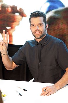 Ricky Martin in store appearance, Sydney Australia (1)