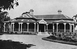 StateLibQld 2 49920 Residence known as 'Eulalia' , Brisbane, Queensland, 1932.jpg