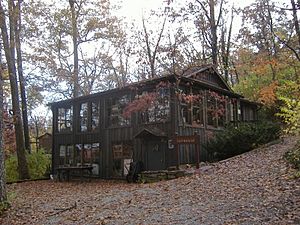 Tophouse Cabin