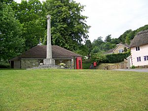 Village green, East Knoyle - geograph.org.uk - 1376049