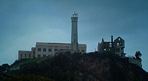 Alcatraz cellhouse, lighthouse and Warden's House ruins