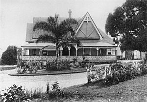 Como (later Barrogill), residence of James Walter Hayne in Yeronga Brisbane, cira 1921.JPG
