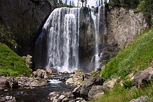 Dunanda Falls