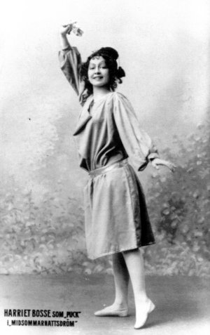 Harriet Bosse as Puck 1900