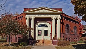 Luverne Public Library