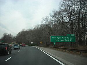Northern State Parkway at Exit 26S