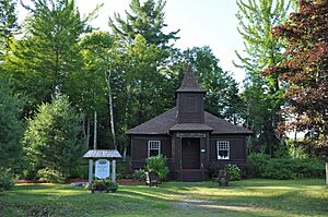 RangeleyME OquossocLogChurch