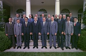 Richard M. Nixon posing with his Cabinet - NARA - 194437