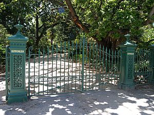 Rippon Lea front gates