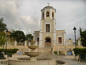 San Lorenzo Plaza and Catholic Church