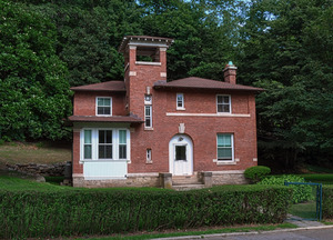 Sleepy Hollow Country Club Guest House