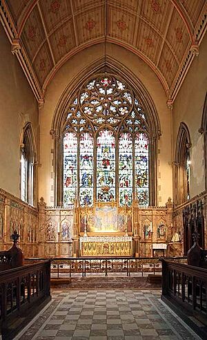 St Gabriel's Church, Warwick Square, London SW1 - Chancel - geograph.org.uk - 990845