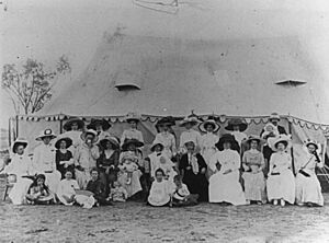 StateLibQld 1 93104 Stamford Races in the Winton district, 1912