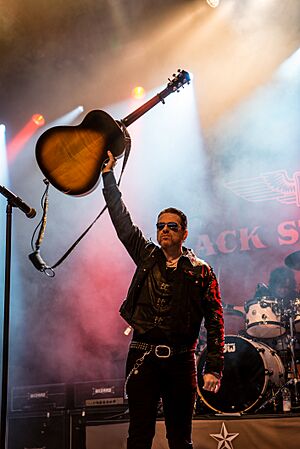 20150524 Gelsenkirchen RockHard Black Star Riders 0073.jpg