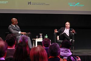 Buzz Bissinger at the Canadian War Museum (52637850119)