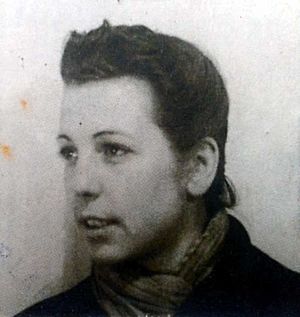 Portrait photograph of Kasilda Hernáez