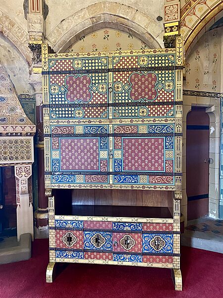 Castell Coch, April 2022 17