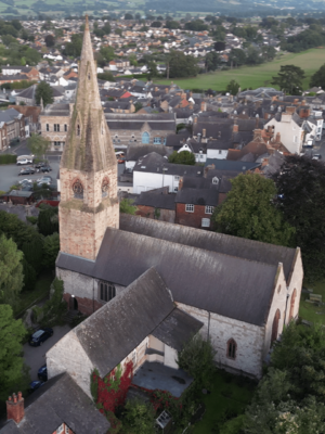 Eglwys Sant Pedr, Rhuthun