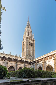 FP Toledo Cathedral 2025 - Cloister and tower