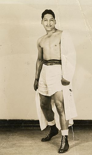 Francisco Pancho Medrano in boxing attire (10019449)