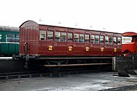 Great Eastern Railway 2nd Class suburban coach (6882388535).jpg