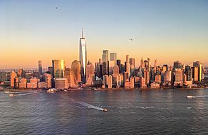 NYC Downtown Manhattan Skyline seen from Paulus Hook 2019-12-20 IMG 7347 FRD