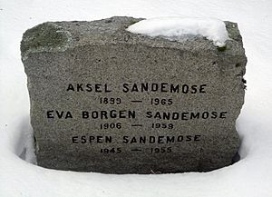 Sandemose tombstone