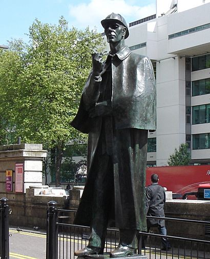 Statue Of Sherlock Holmes-Marylebone Road.jpg
