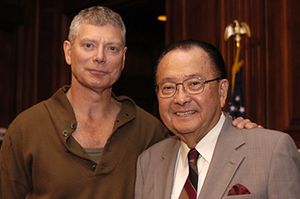 Stephen Lang and Senator Daniel Inouye (Hawaii)